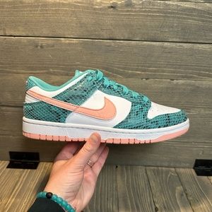 Nike Dunk Low - Washed Snakeskin - Sz 6M/7.5W